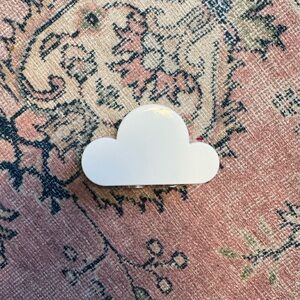 White Cloud-Shaped key holder